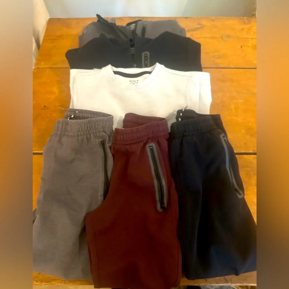 Boys size 8 old navy active wear